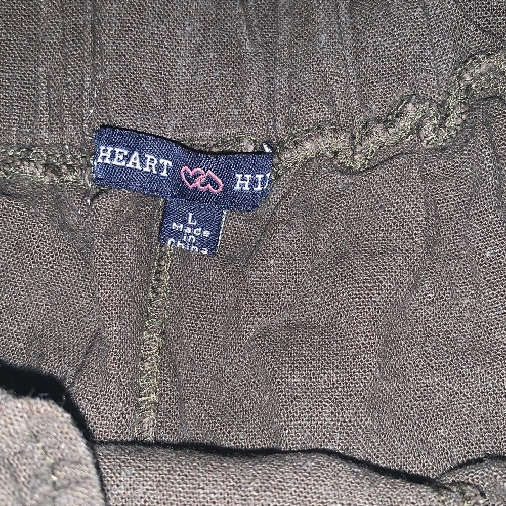Shorts - Picture 3 of 3